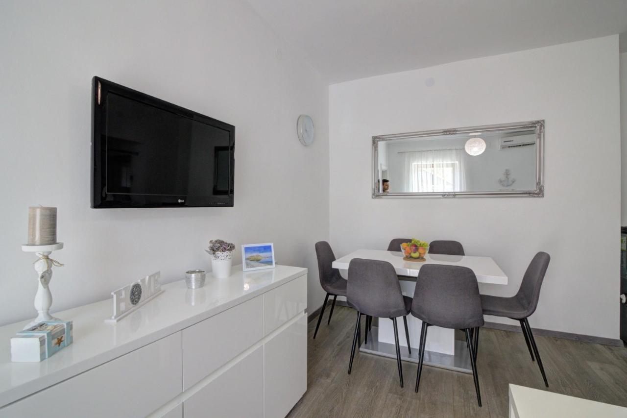Apartman Luka Sveti Juraj Buitenkant foto